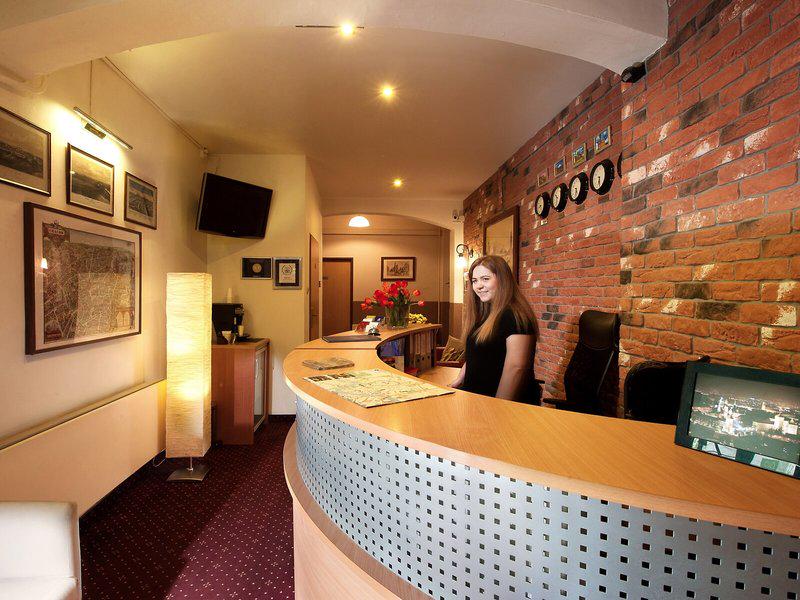 7F5F47281B312FDC90A6C61AEBDED589