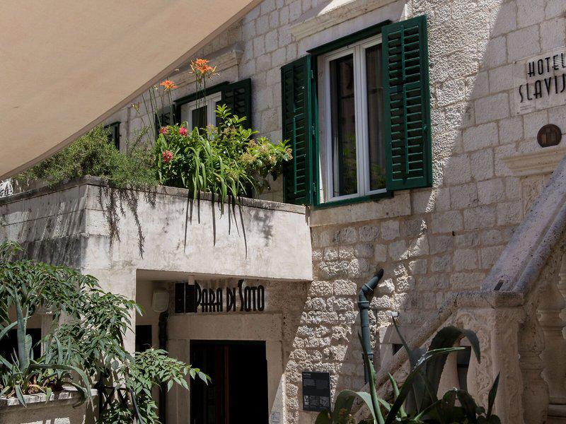 B4EAA8973253BA2FF699AF89A856B7CC