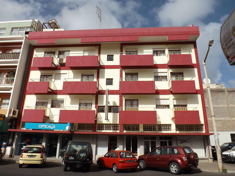 BB24032AA7BF0DBAFFAFEEA20776461F