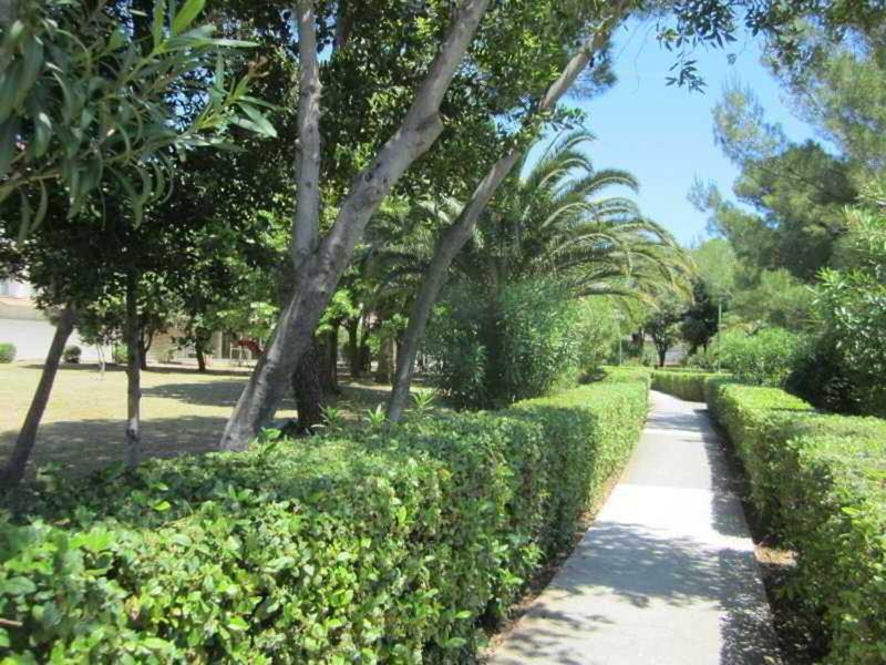 073686EC632E39FF9DD5A24E0A82E126