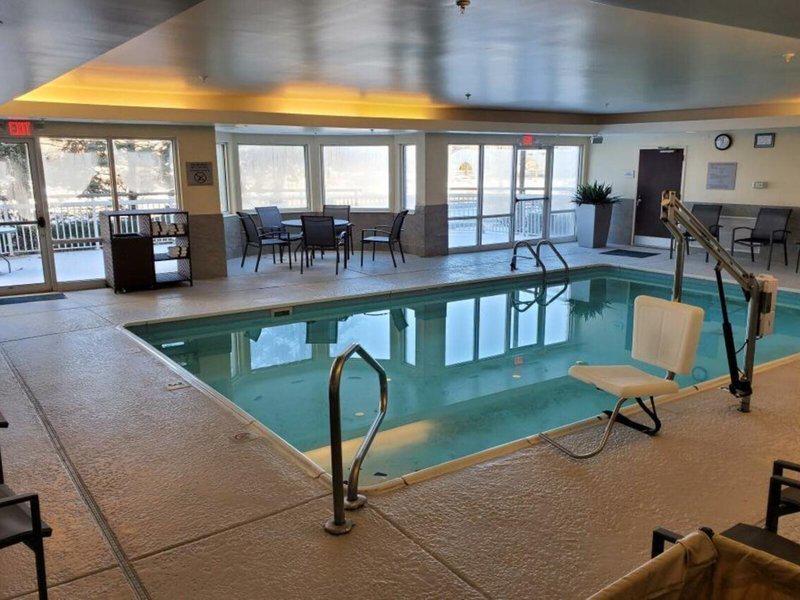 B0A1A1FCB13245A11D24095EA81865DA