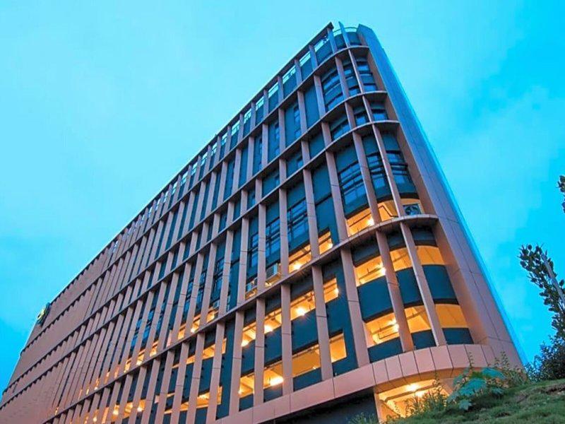 48253F8C1D30F40922D4D01D132C8767