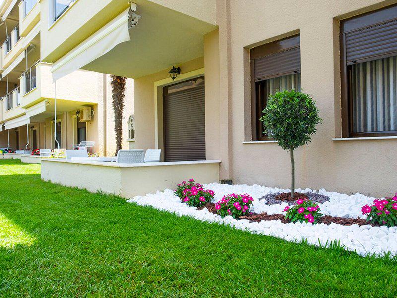 19AA4BFB4B4B611EFF0E2A1CF9C0800E