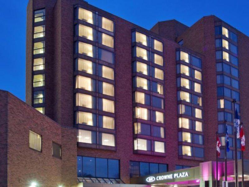 C47DB181E989A5B85D61D6A9C3883B27