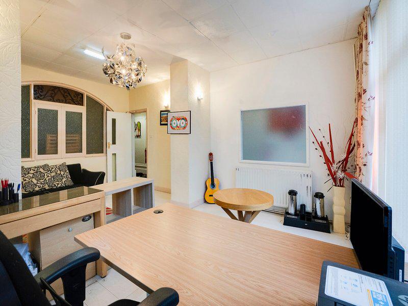 30D04B57B134E52B7B2AFEFD39CBAA92