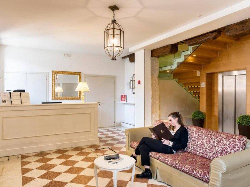 23AEAC0D872D50C0B38C2ECEFD682214