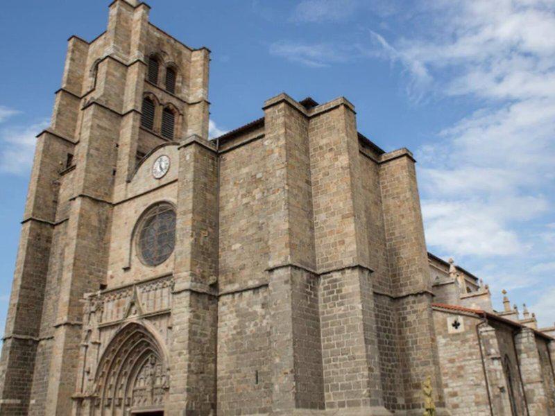 53AD98E8DE86EC6A6203B9970E07AA01