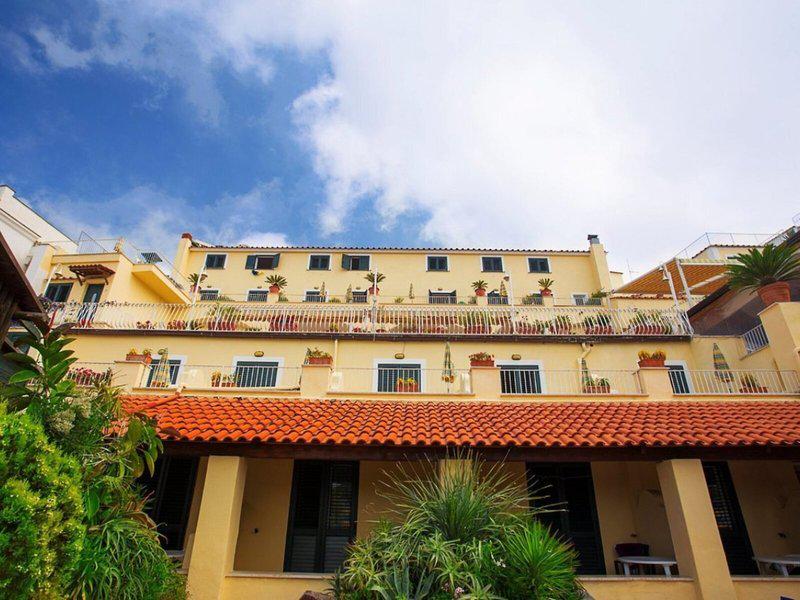 8683C75A683E13A3EB2E20B2230D0977