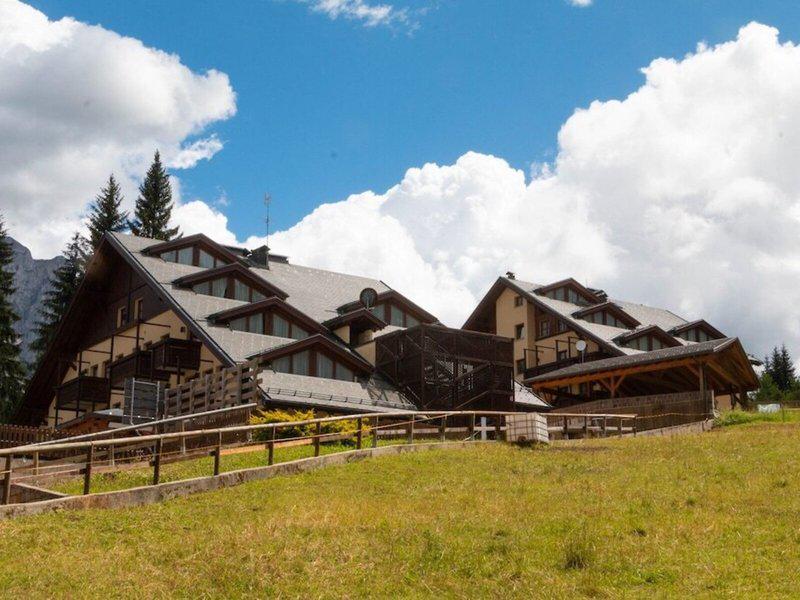 80EA63990F135C3543063E8C88FB1475