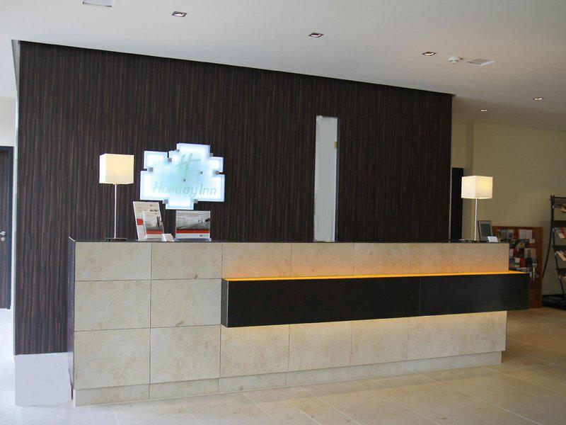 244D782C1B6A24F7C727CF3023F61DD9