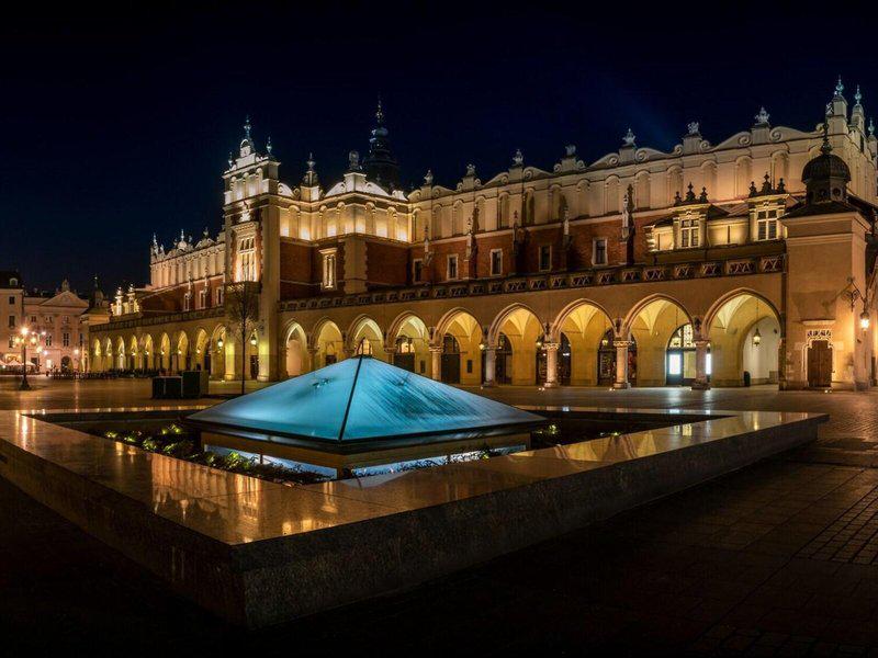 15EEB6356F629CD8B2DE284842D4646F