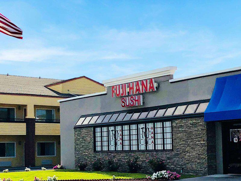 7D8C6D3C32938F27B7B0431A567E620E