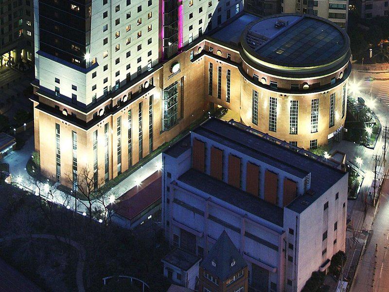 B618CCE2287F4B38F78C4C329A9A3C4A