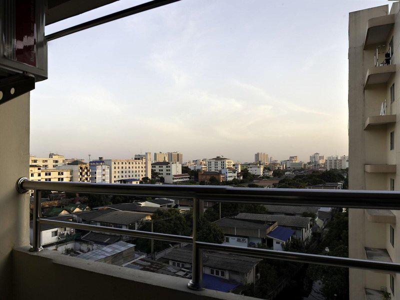 7E09D9A6229A1ACBCC54C93B71D0AD0B