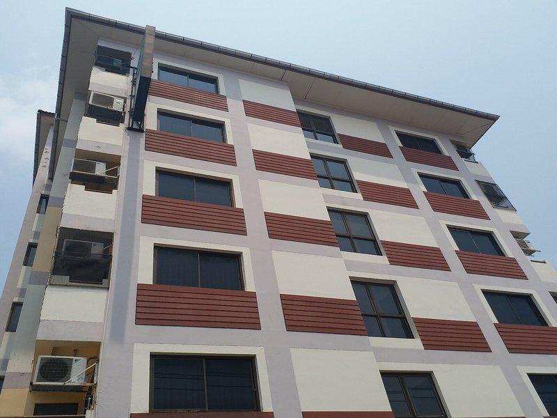 8A0AFB46B16591CF4D2515A62CEB4EE9