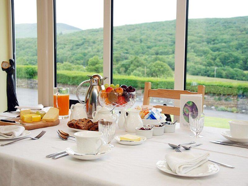 06E82E4B5B23C3742601A865D12B27ED