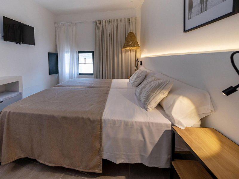 67E718B774BB45B601BB8DF0BB0127ED