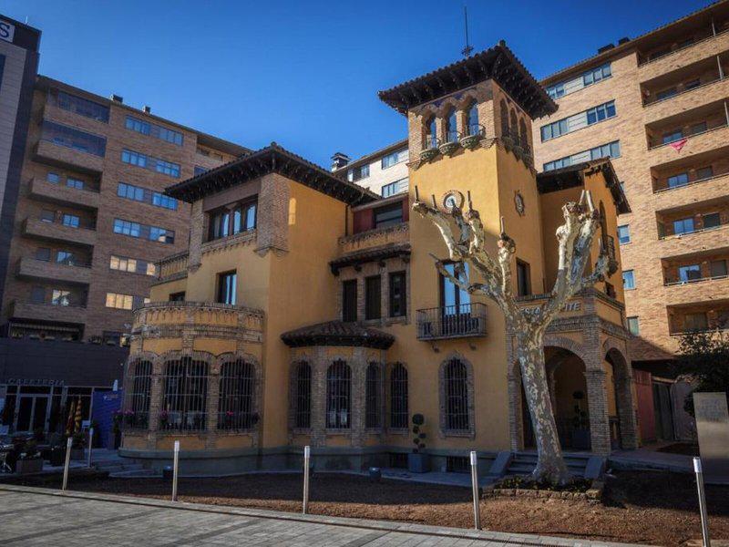 BE1C887E5A9A13BA993BB9A38BC2FEF7