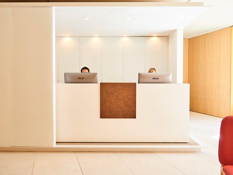 7FF16453489BAD4238A7ECE1099F9102