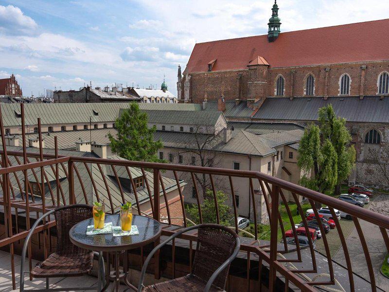 AC86652869B8A284FC4F216E4296F423