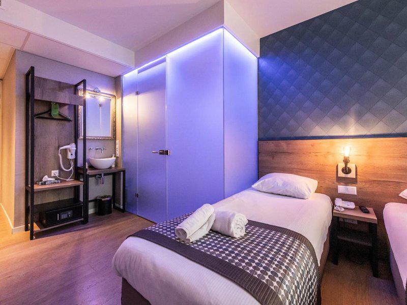 77182C84507F3F2094B600B5D1D3D4E8