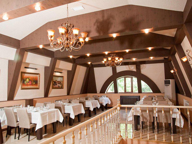 795B5A7D299E95F9AFC2C69D0B82C712