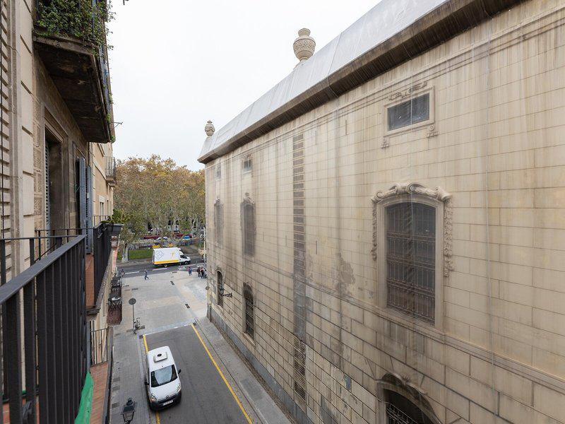 1779818EDC55CA828BB39C6727C2DD8B