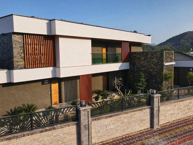 8EE9D59CD58498CA51913D5CC86A7930