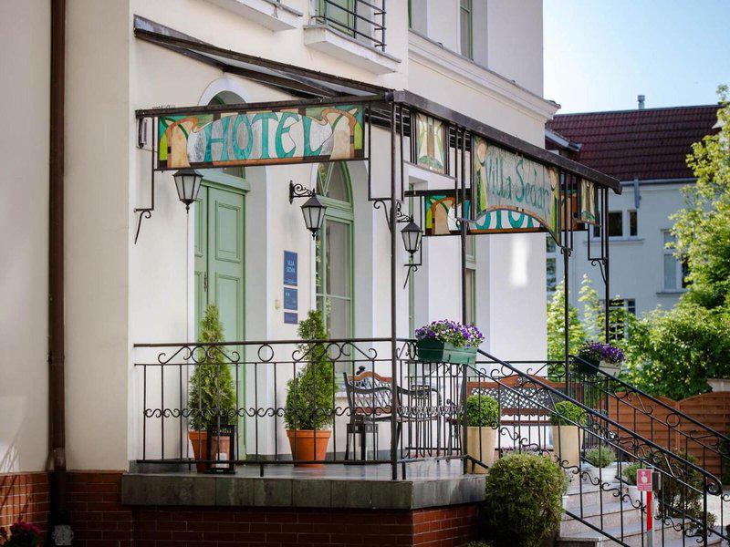 53A911746D8276B4B172E971BAD8572D