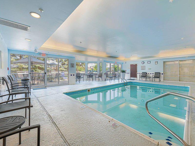 0FC5AE8B70EB9F6D5B504C8413D6ED56