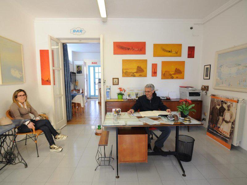 E200B083A517E2858BB8BA2ADF6C6CA6