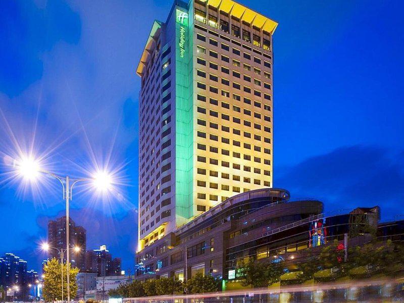 6D29293702FC1614E5FF42FFEB7D553C