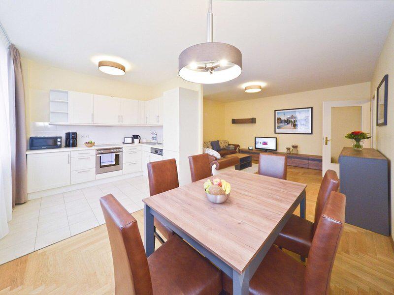 16B8057F7059AD9168C540D26C214B75