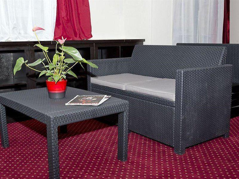 A7CB569BFFEDE2F3C6FB95985737B6CE