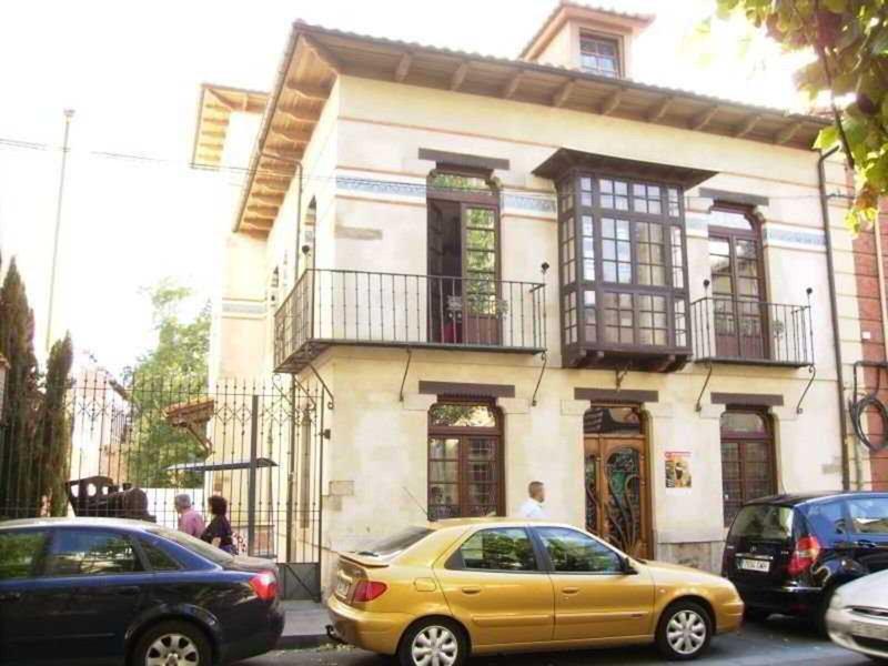 65F6052E0D77C607791C09F77D775788