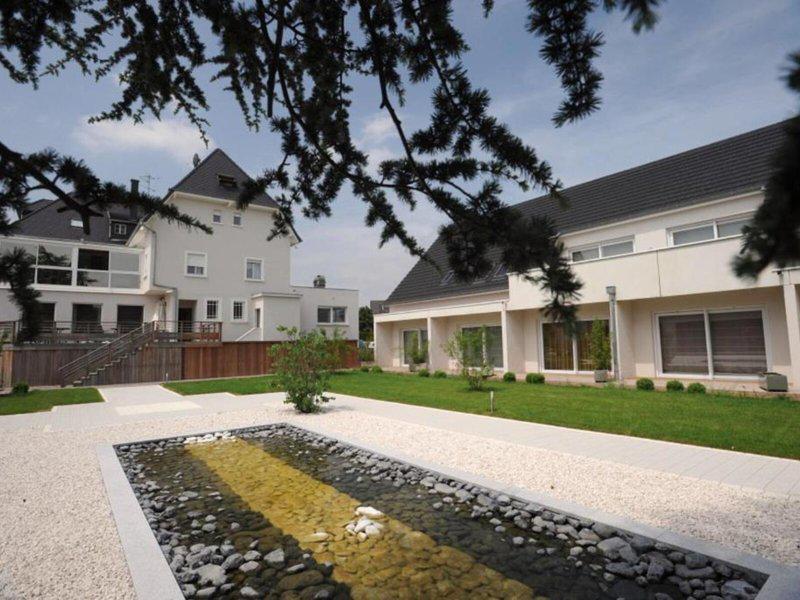 64DB186A919183FC4A6AEB8167FFEC6A