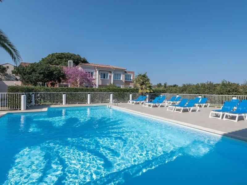 FDC6C59F3A47D583E73BD89ED48662C8