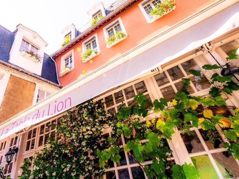 F7517C8A82681274D750DE7DE69F939A