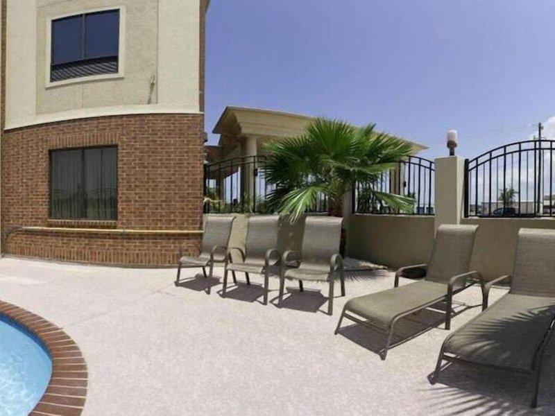 9F3BE63BC212960F573F4B73636D19A9