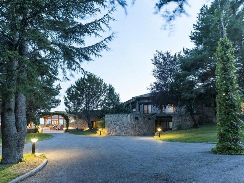 92CB07B0E035FC177DCBE25DE1D39E32