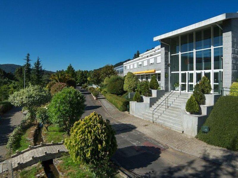 8496C5FF299D289243DC7EFBA82F2010