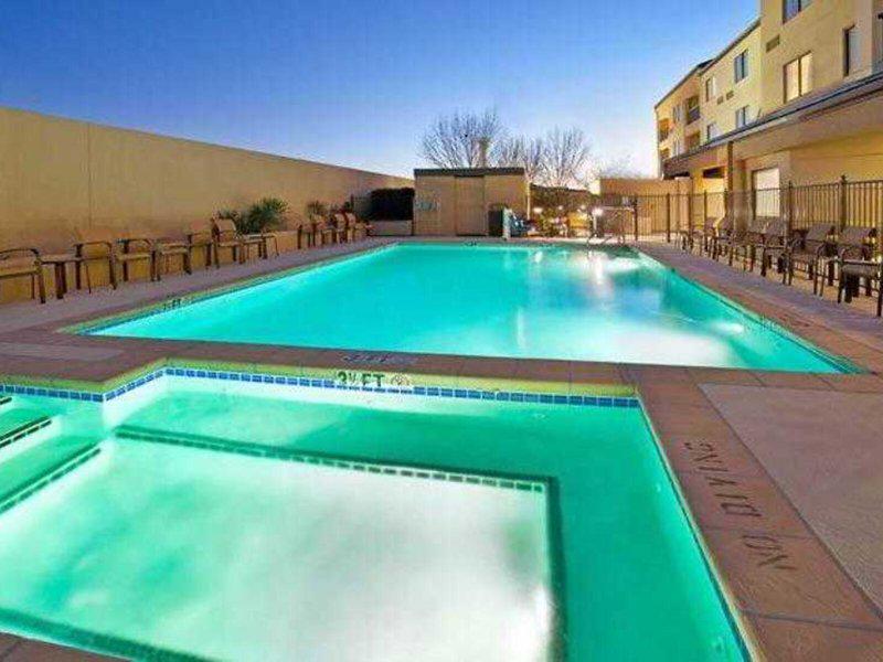 703FE8FE43E95D677757FEC8ECF950A7