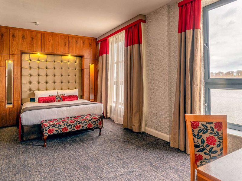 A335CCFB255AA3F11D44EF5CA4BBB52E