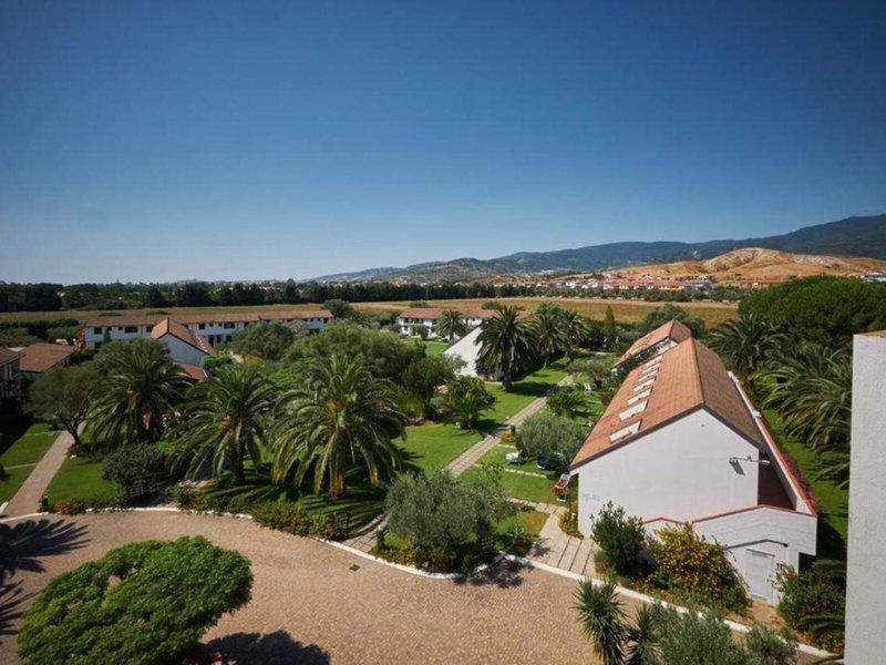 8D660FBD1220475AA29B0032F41458C0