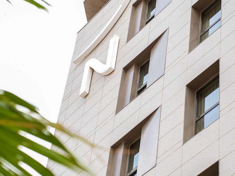 F323BD9999A4555A2CA22564136AB1E4