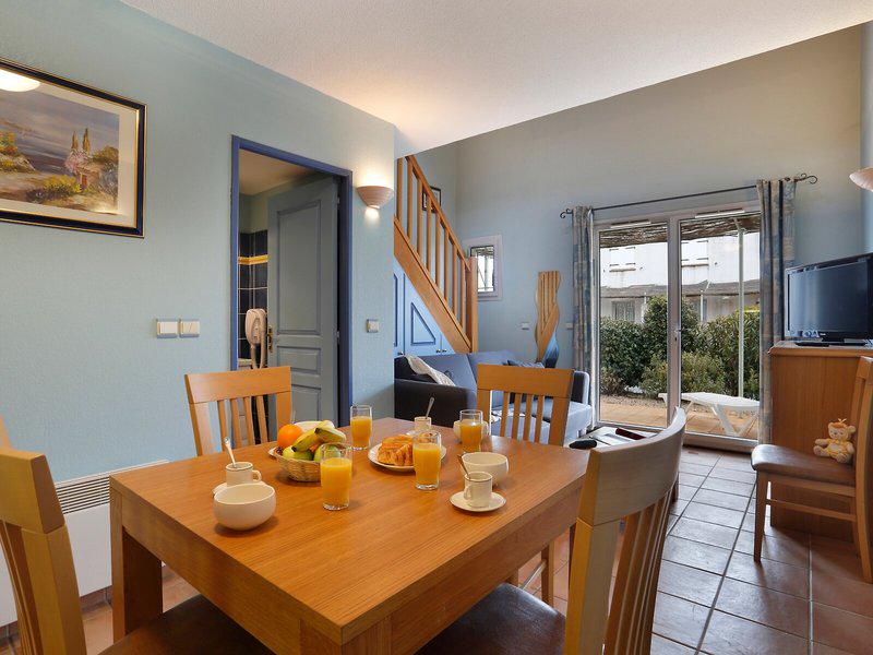 33020823CDCC9CF0EFBF602154129386