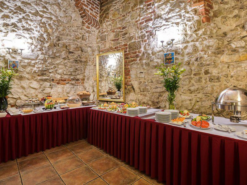 688F930891AE2D8617AB29BC18557A9F