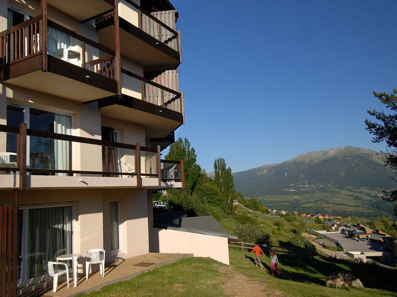 FD8E7A7A366049339C48D851B2A55DFB