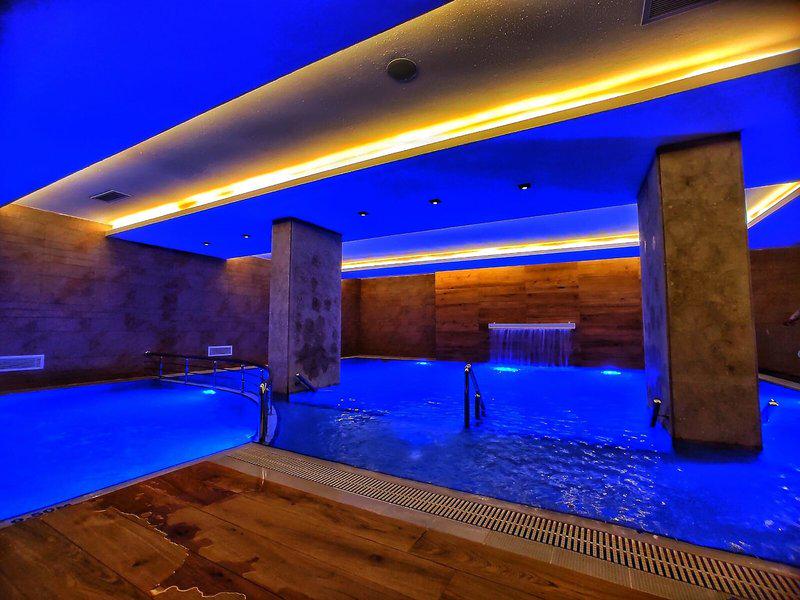 FA1159A92F6B7D10C7BA1CE052E0B654