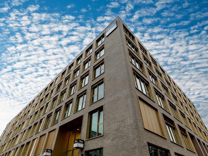 E48AEA134D4D5A42A979EAF6CABB1D24